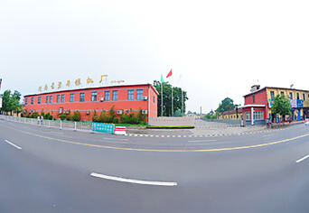 公司成立，命名“滑县粮机厂”
